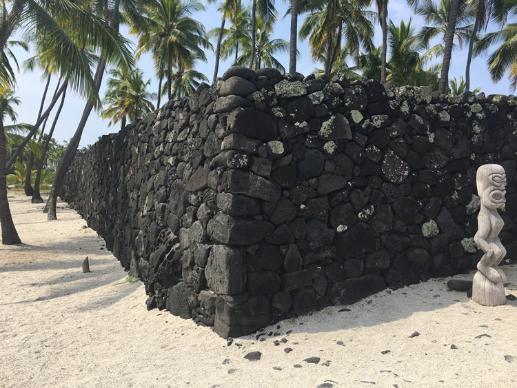 Puʻuhonua o Hōnaunau National Historical Park